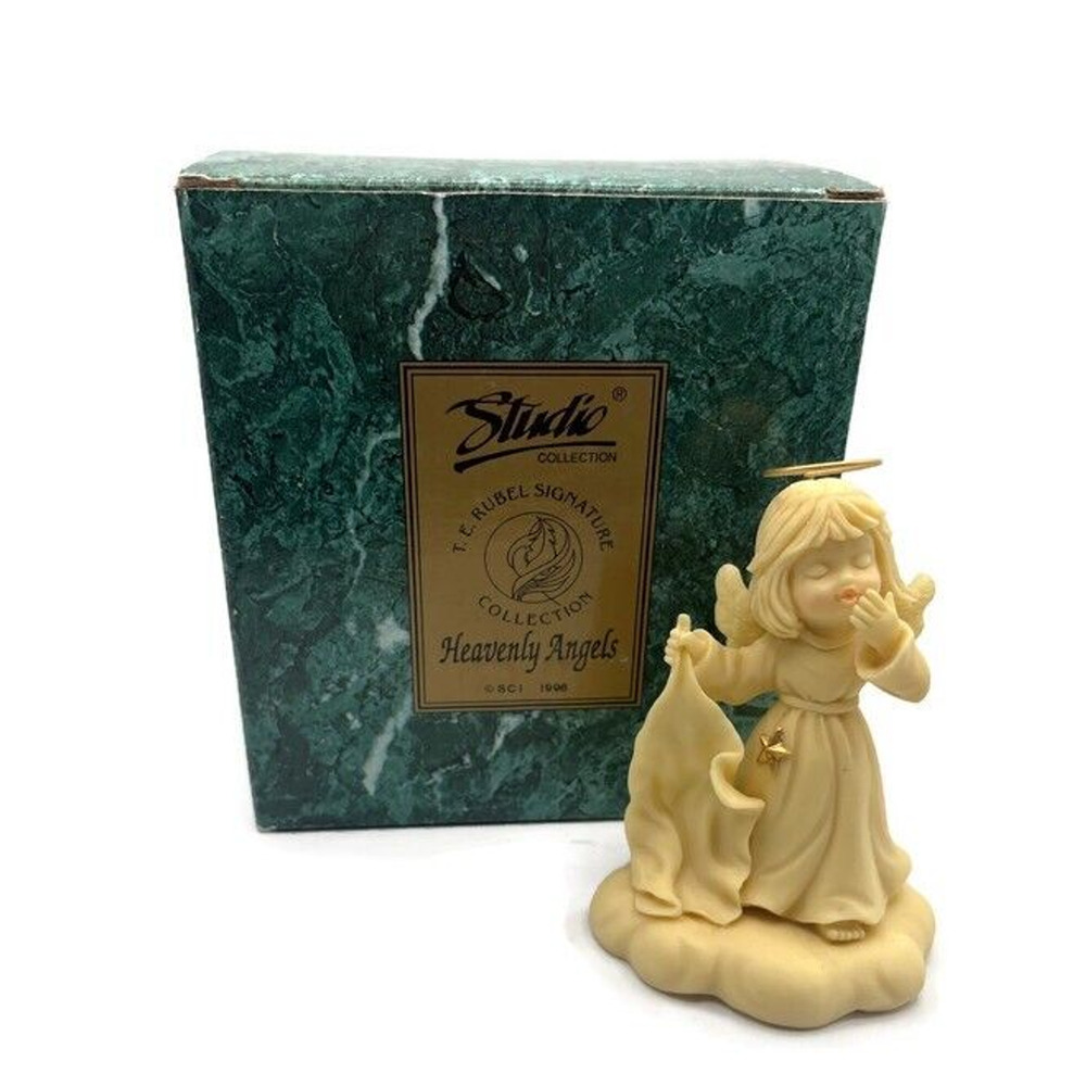 Studion Collection Heavenly Angels Tom Rubel Off To The Land Of Dreams Figurine